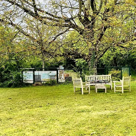 Villa De 3 Avec Piscine Privee Jardin Amenage Et Wifi A Prailles La Couarde