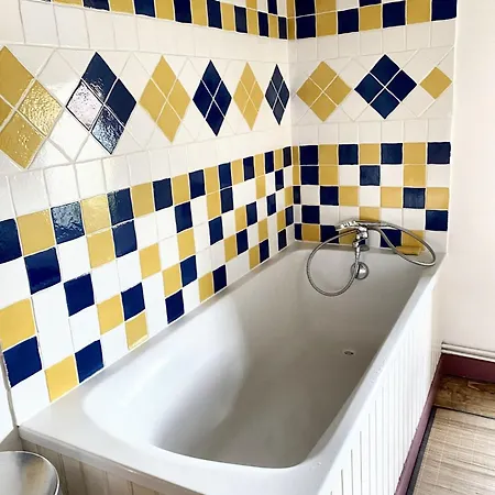 Villa Spacieuse A Prailles-La Couarde Avec Piscine Privee 100 M² ! La Couarde