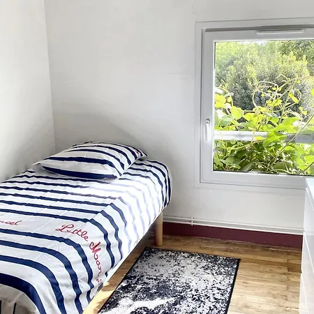 Vila Spacieuse A Prailles-la Couarde Avec Piscine Privee 100 M² !