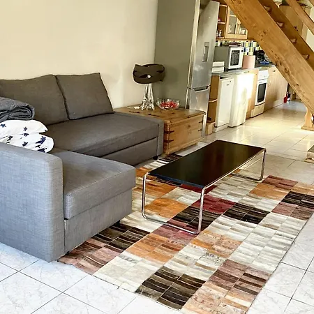 Villa Spacieuse A Prailles-La Couarde Avec Piscine Privee 100 M² ! *