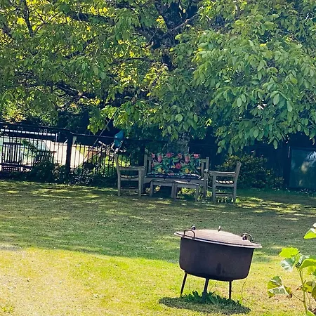 ヴィラ Spacieuse A Prailles-la Couarde Avec Piscine Privee 100 M² ! *