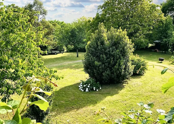 Spacieuse à Prailles-la Couarde Avec Piscine Privée 100 M² ! Villa *